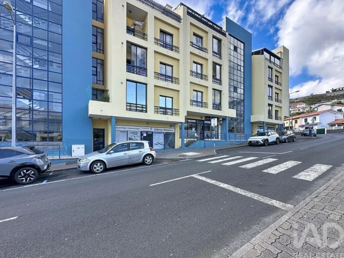 Apartamento T2 para Venda em Caniço Foto 4