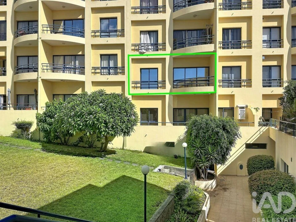 Apartamento T2 para Venda em Caniço Foto 2