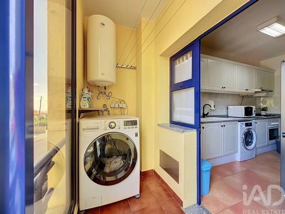 Apartamento T2 para Venda em Caniço Foto 18