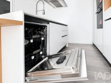 Moradia T4 para Venda em Corroios