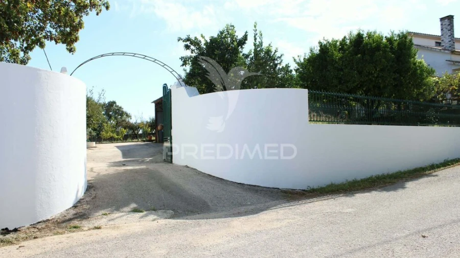Moradia T3 para Venda em Aguas Belas