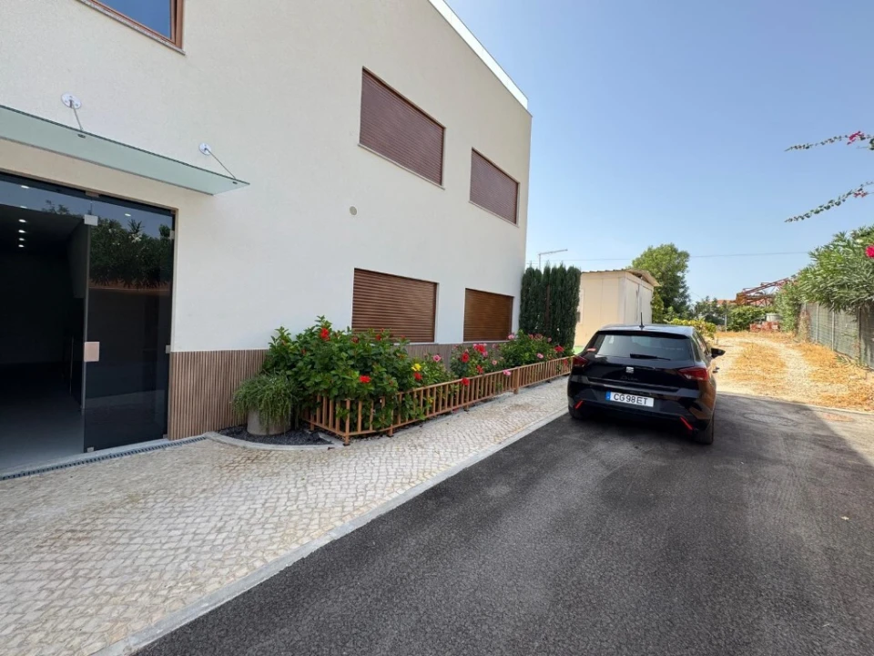 Apartamento T2 para Venda em Quarteira Foto 7