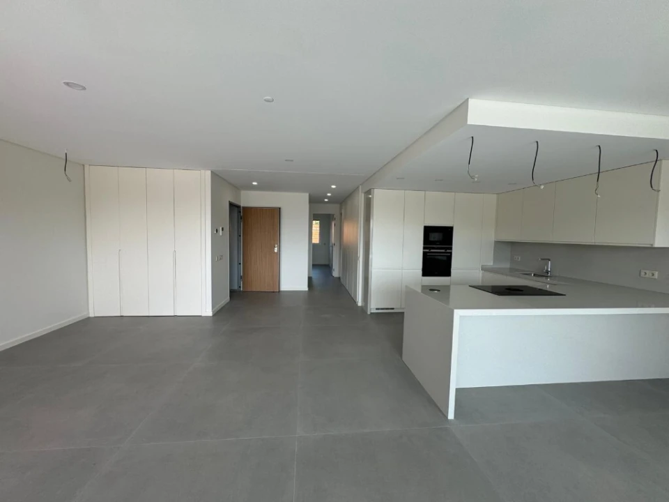 Apartamento T2 para Venda em Quarteira Foto 27