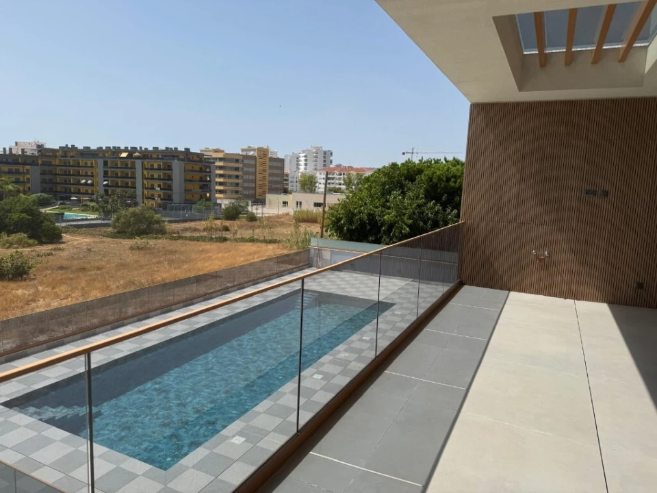 Apartamento T2 para Venda em Quarteira Foto 9