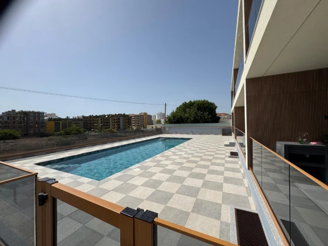 Apartamento T2 para Venda em Quarteira Foto 11