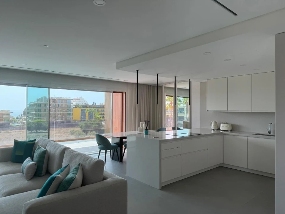Apartamento T2 para Venda em Quarteira Foto 17