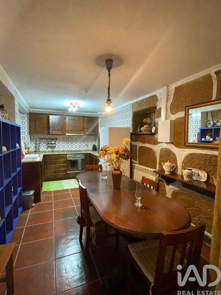 Prédio para Venda em Canas de Senhorim Foto 10