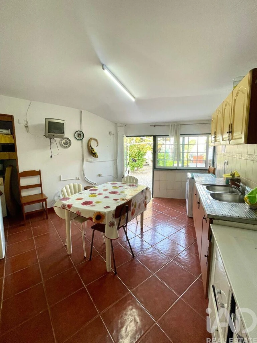 Prédio para Venda em Canas de Senhorim Foto 36