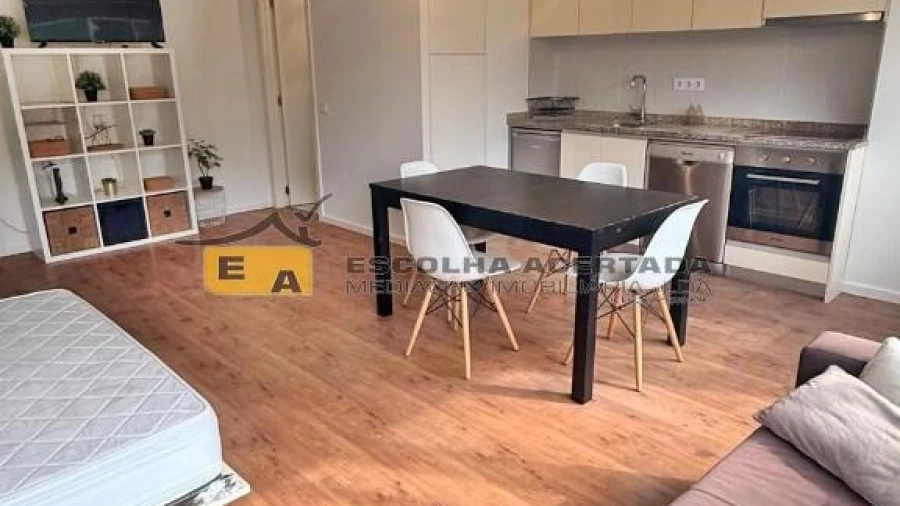 Apartamento para Venda em Ramalde