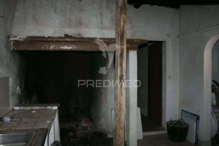 Moradia T3 para Venda em Nossa Senhora do Pranto Foto 10