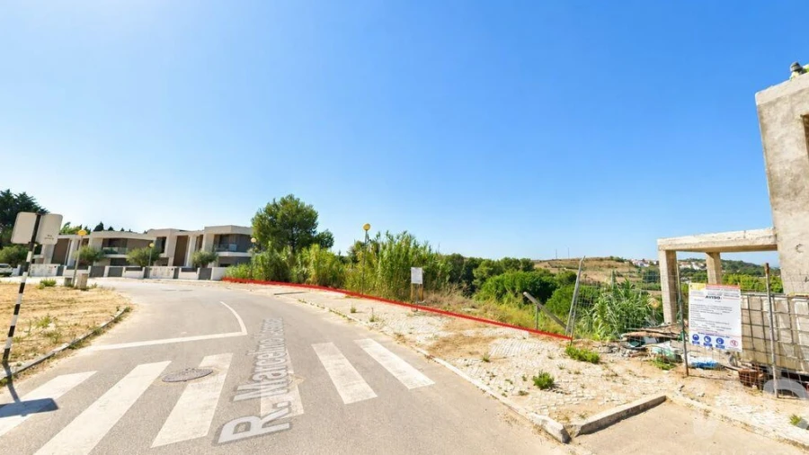 Terreno para Venda em Caparica e Trafaria