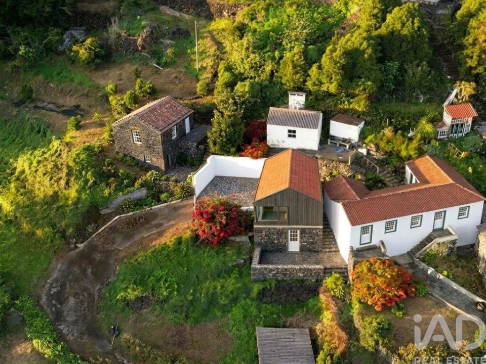 Moradia para Venda em Ribeiras Foto 2