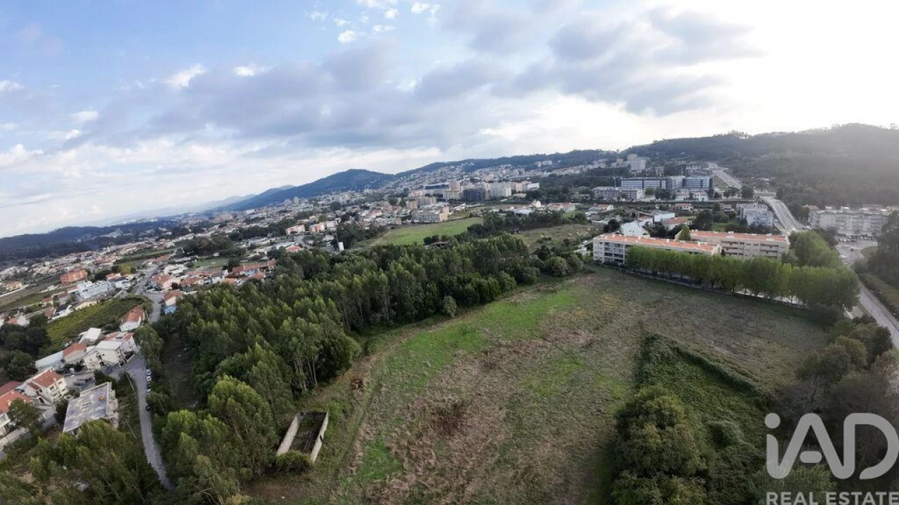 Terreno para Venda em Valongo Foto 2
