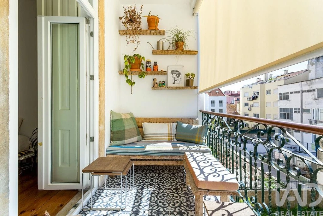 Apartamento T2 para Arrendamento em Campo de Ourique Foto 1