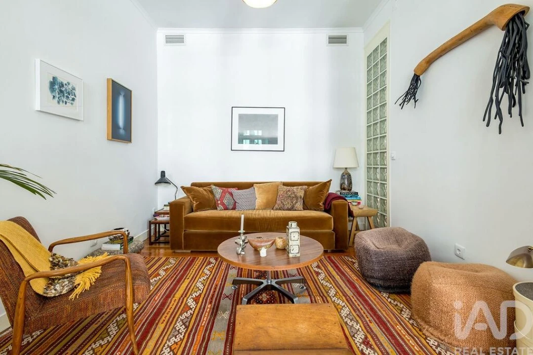 Apartamento T2 para Arrendamento em Campo de Ourique Foto 4