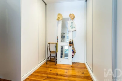 Apartamento T2 para Arrendamento em Campo de Ourique