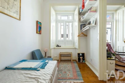 Apartamento T2 para Arrendamento em Campo de Ourique