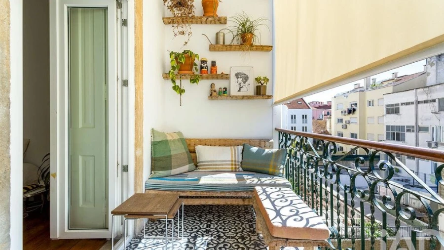 Apartamento T2 para Arrendamento em Campo de Ourique
