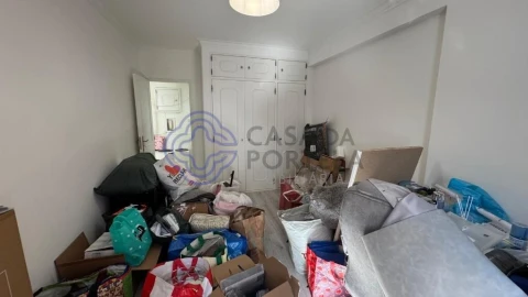 Apartamento T2 para Venda em Agualva e Mira-Sintra