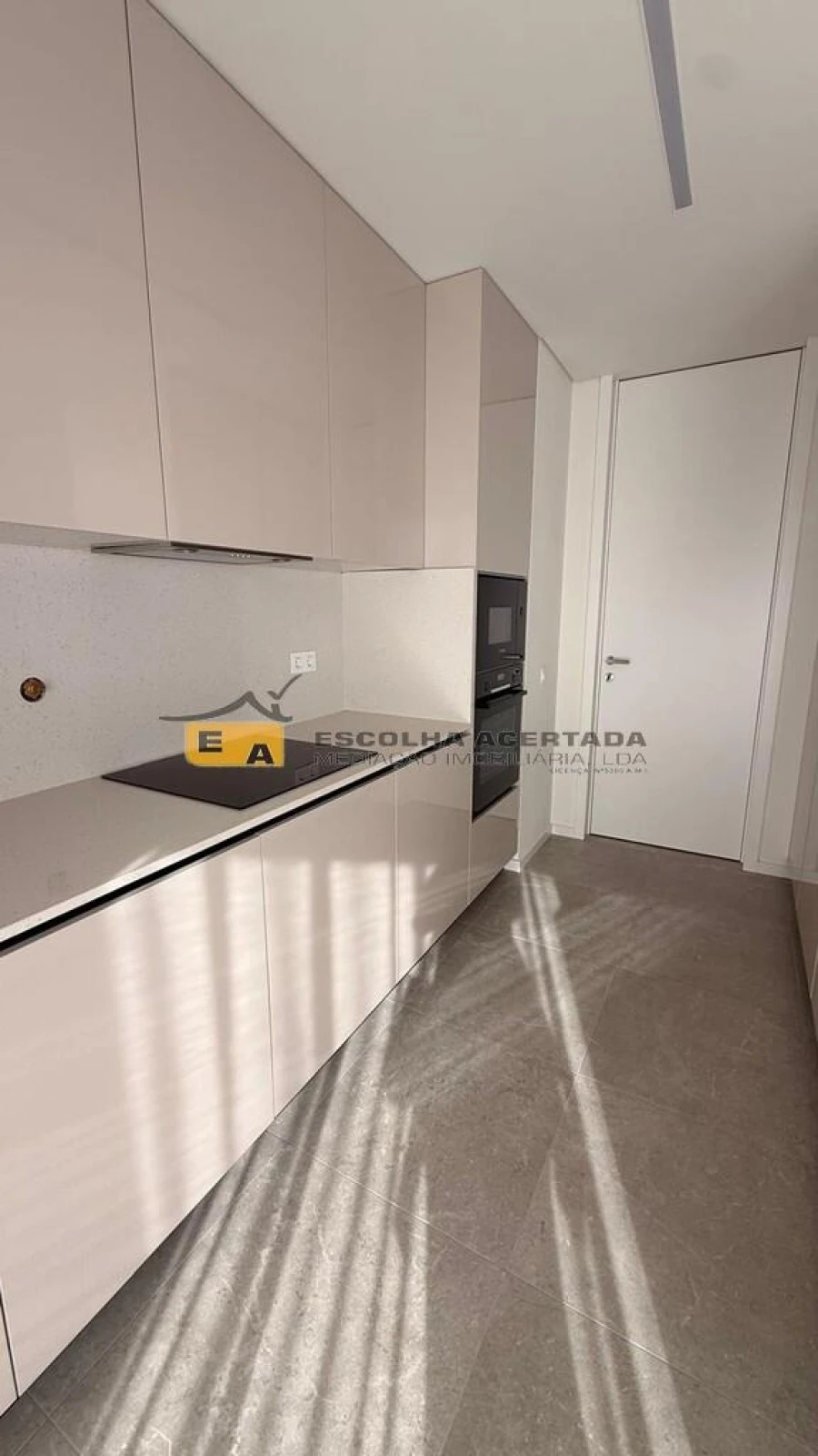 Apartamento T4 para Venda em Cidade da Maia Foto 10