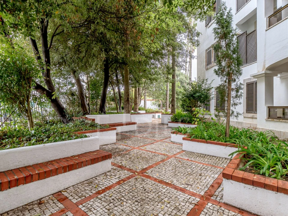 Apartamento T3 para Venda em Cascais e Estoril Foto 48
