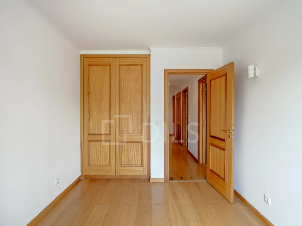 Apartamento T3 para Venda em Lumiar Foto 13