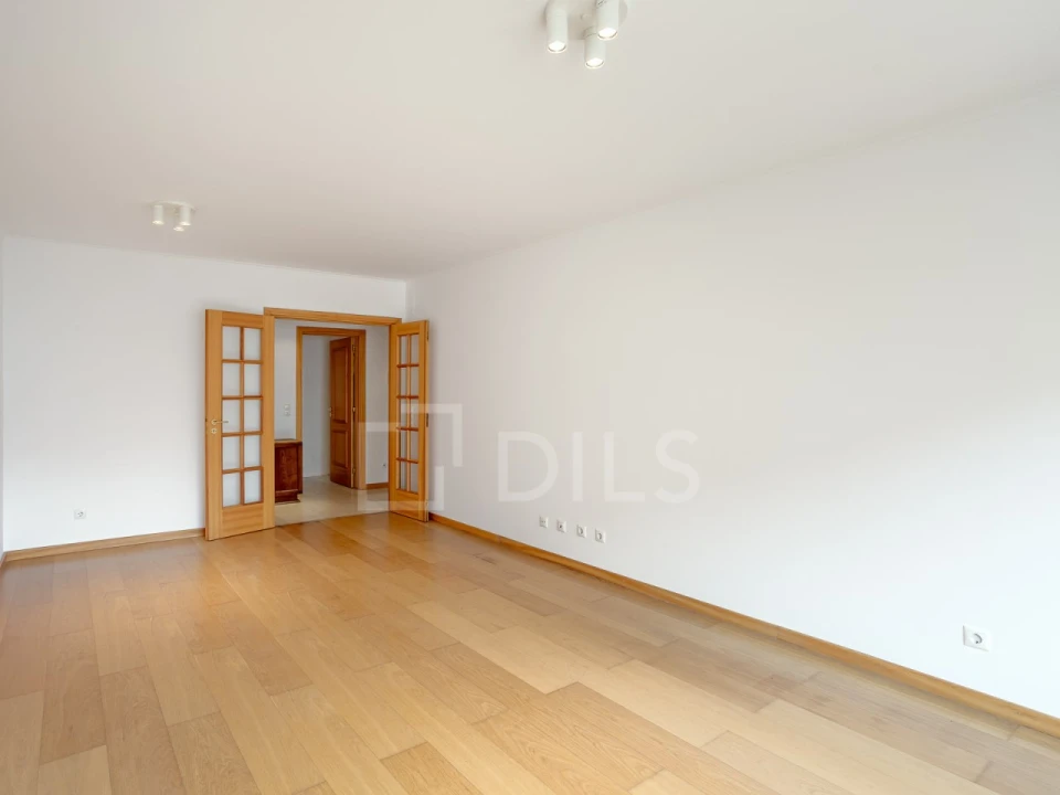 Apartamento T3 para Venda em Lumiar Foto 3