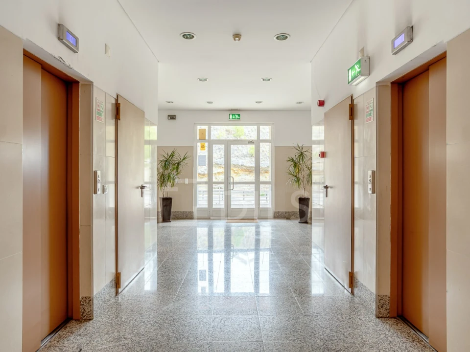 Apartamento T3 para Venda em Lumiar Foto 29