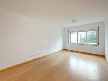 Apartamento T3 para Venda em Lumiar