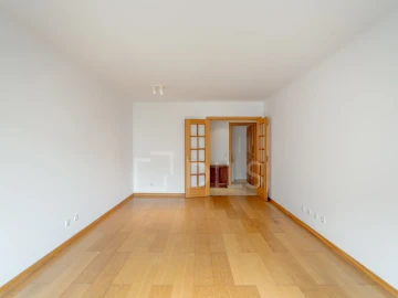 Apartamento T3 para Venda em Lumiar