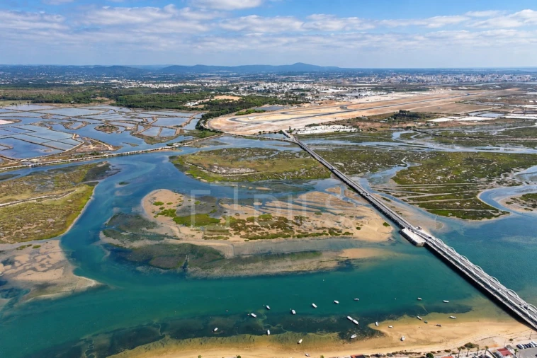 Apartamento T2 para Venda em Montenegro Foto 24