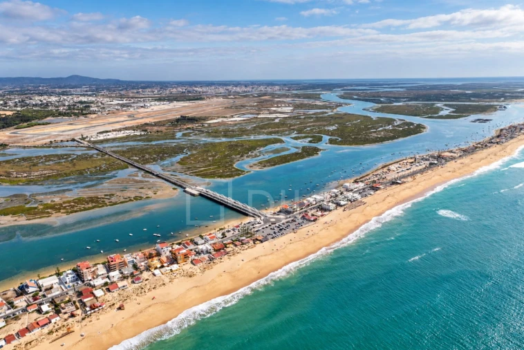 Apartamento T2 para Venda em Montenegro Foto 25