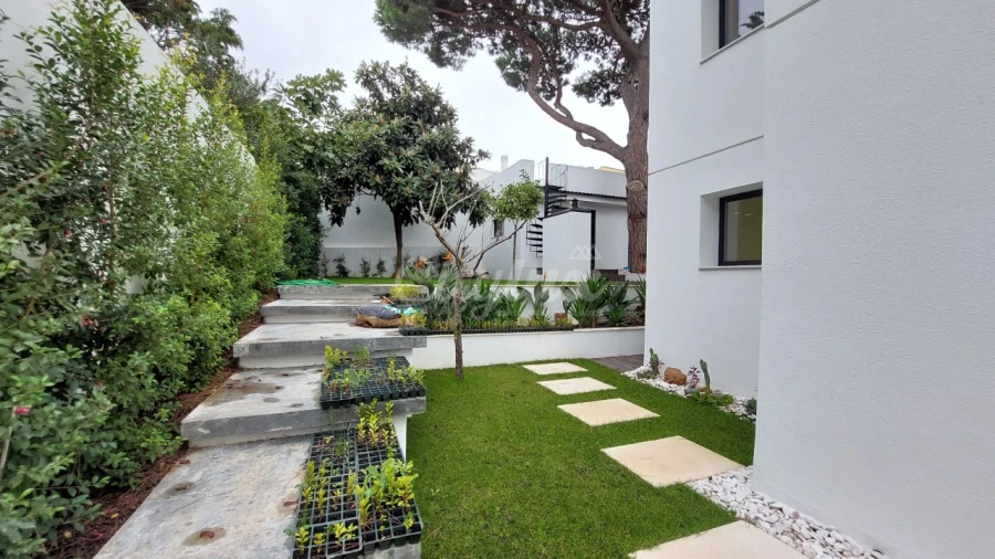 Moradia T5 para Venda em Cascais e Estoril Foto 42