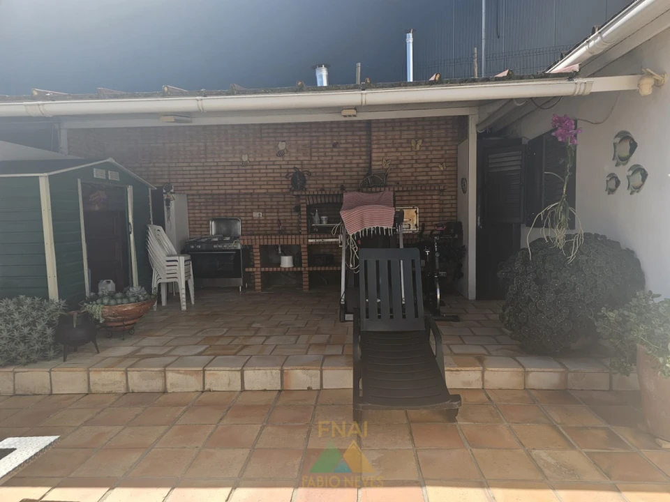 Moradia T4 para Venda em Arco de Baúlhe e Vila Nune Foto 43