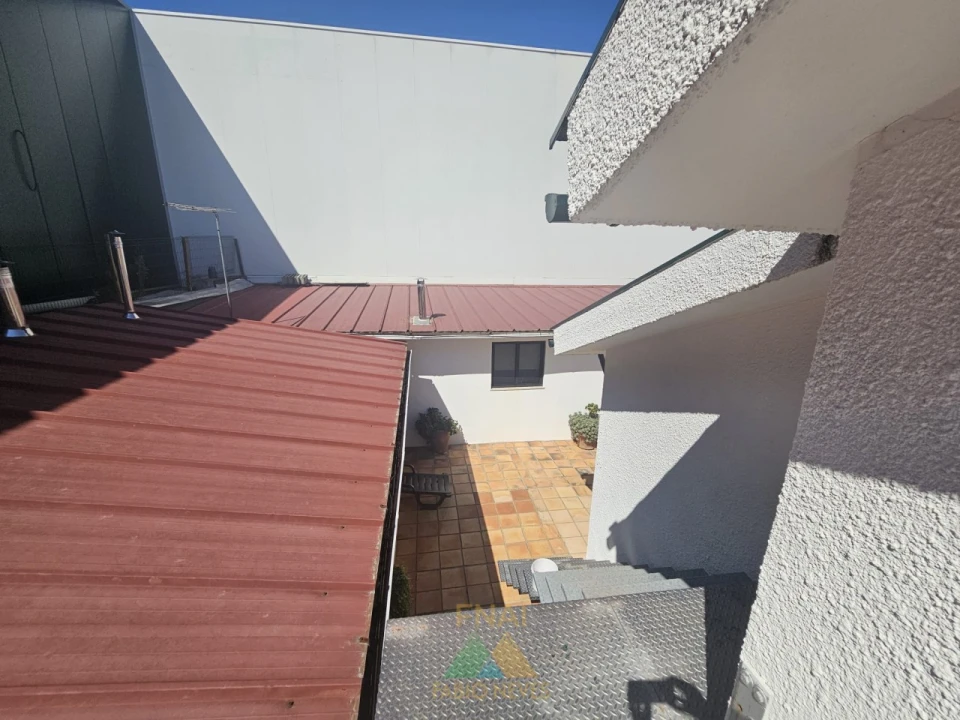 Moradia T4 para Venda em Arco de Baúlhe e Vila Nune Foto 58