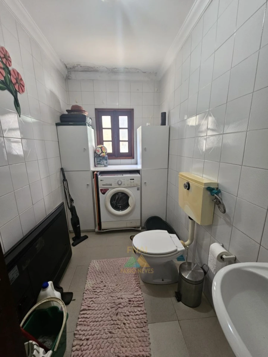 Moradia T4 para Venda em Arco de Baúlhe e Vila Nune Foto 30