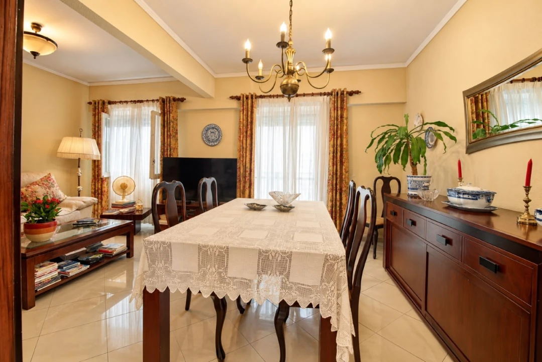 Apartamento T3 para Venda em Algés, Linda-A-Velha e Cruz Quebrada-Dafundo Foto 3