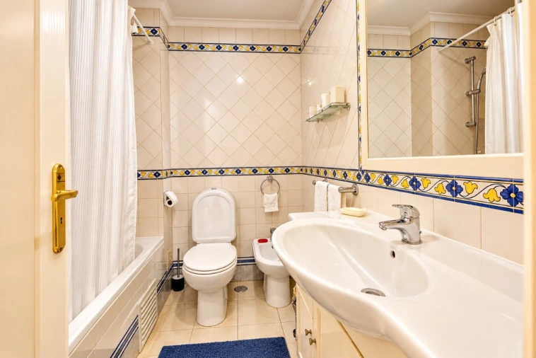 Apartamento T3 para Venda em Algés, Linda-A-Velha e Cruz Quebrada-Dafundo Foto 12