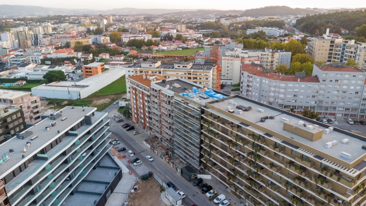 Apartamento T2 para Venda em Vila Nova de Famalicão e Calendário Foto 13