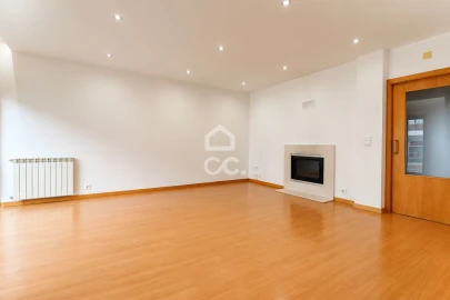 Apartamento T3 para Venda em Ovar, São João, Arada e São Vicente de Pereira Jusã