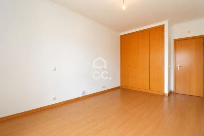 Apartamento T3 para Venda em Ovar, São João, Arada e São Vicente de Pereira Jusã