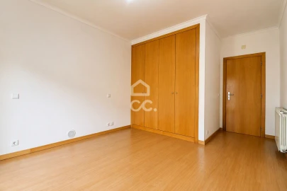 Apartamento T3 para Venda em Ovar, São João, Arada e São Vicente de Pereira Jusã