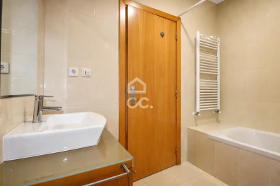 Apartamento T3 para Venda em Ovar, São João, Arada e São Vicente de Pereira Jusã