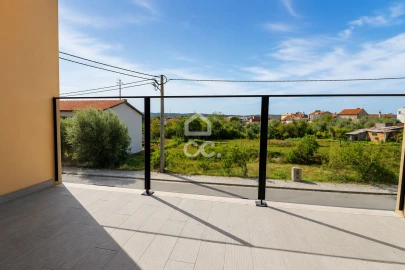 Apartamento T2 para Arrendamento em Avelar