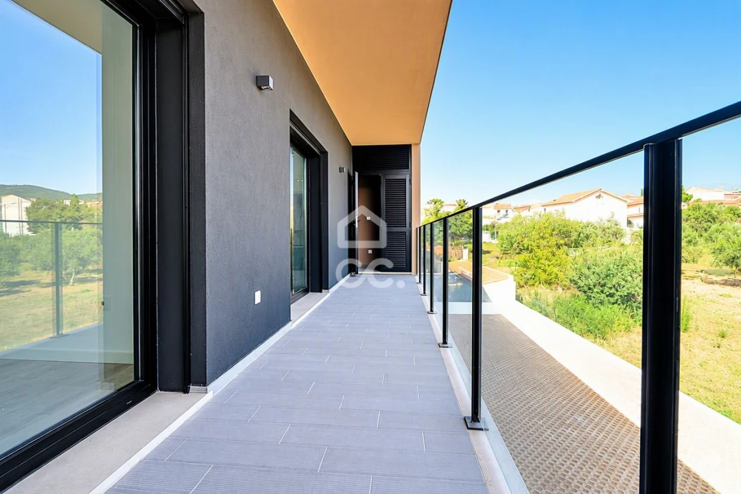 Apartamento T2 para Arrendamento em Avelar Foto 8