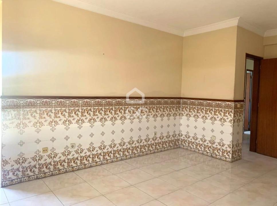Apartamento T2 para Venda em Amora Foto 6