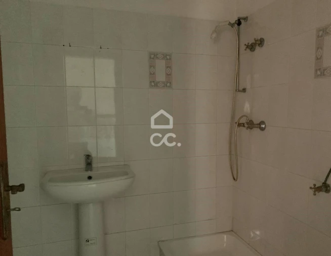 Apartamento T2 para Venda em Amora Foto 14