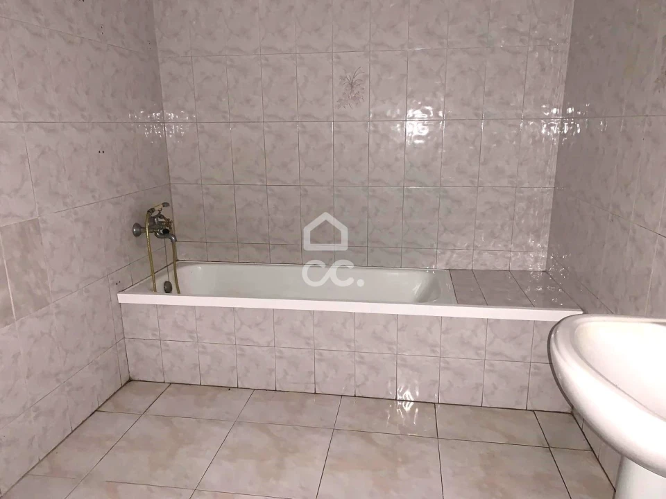 Apartamento T2 para Venda em Amora Foto 10