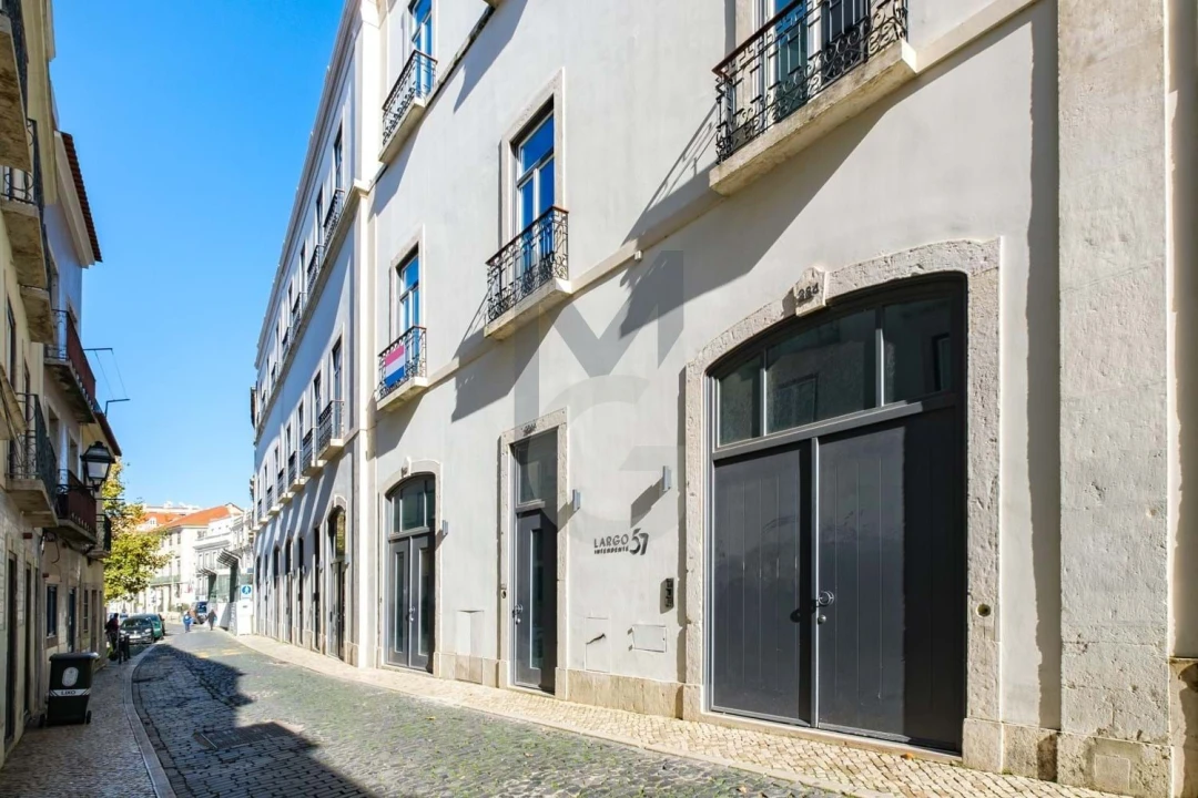 Apartamento T2 para Venda em Arroios Foto 46