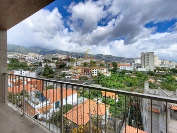Apartamento T3 para Venda em São Martinho